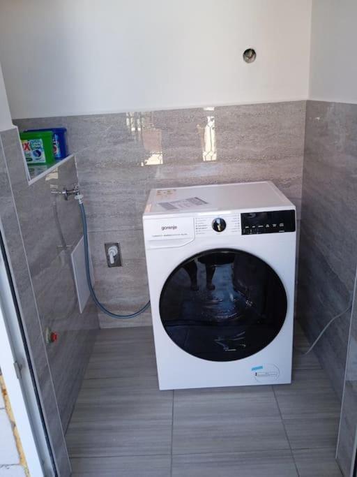 Apartmani Mira Задар Екстериор снимка