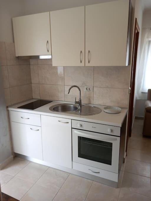Apartmani Mira Задар Екстериор снимка
