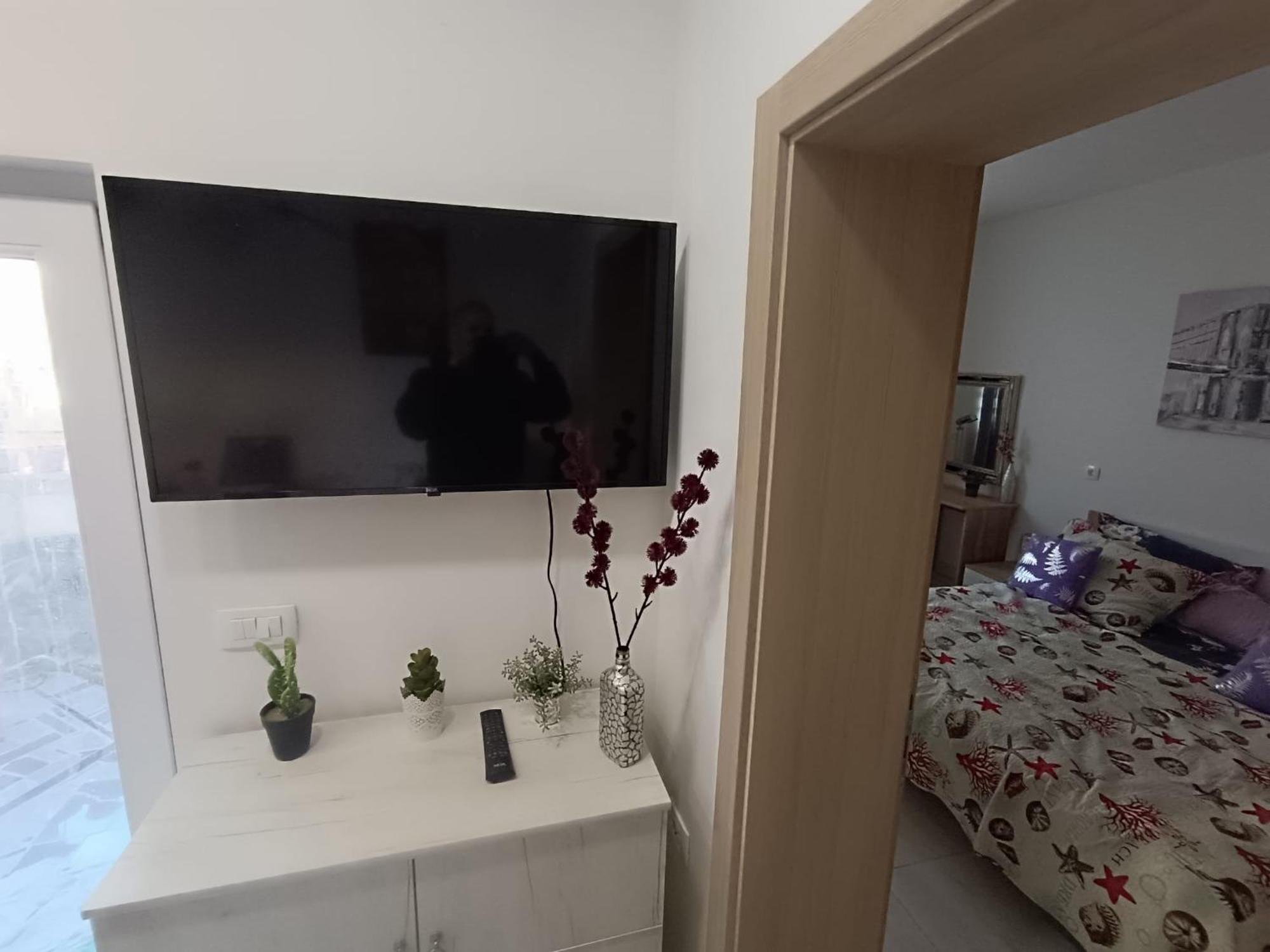 Apartmani Mira Задар Екстериор снимка