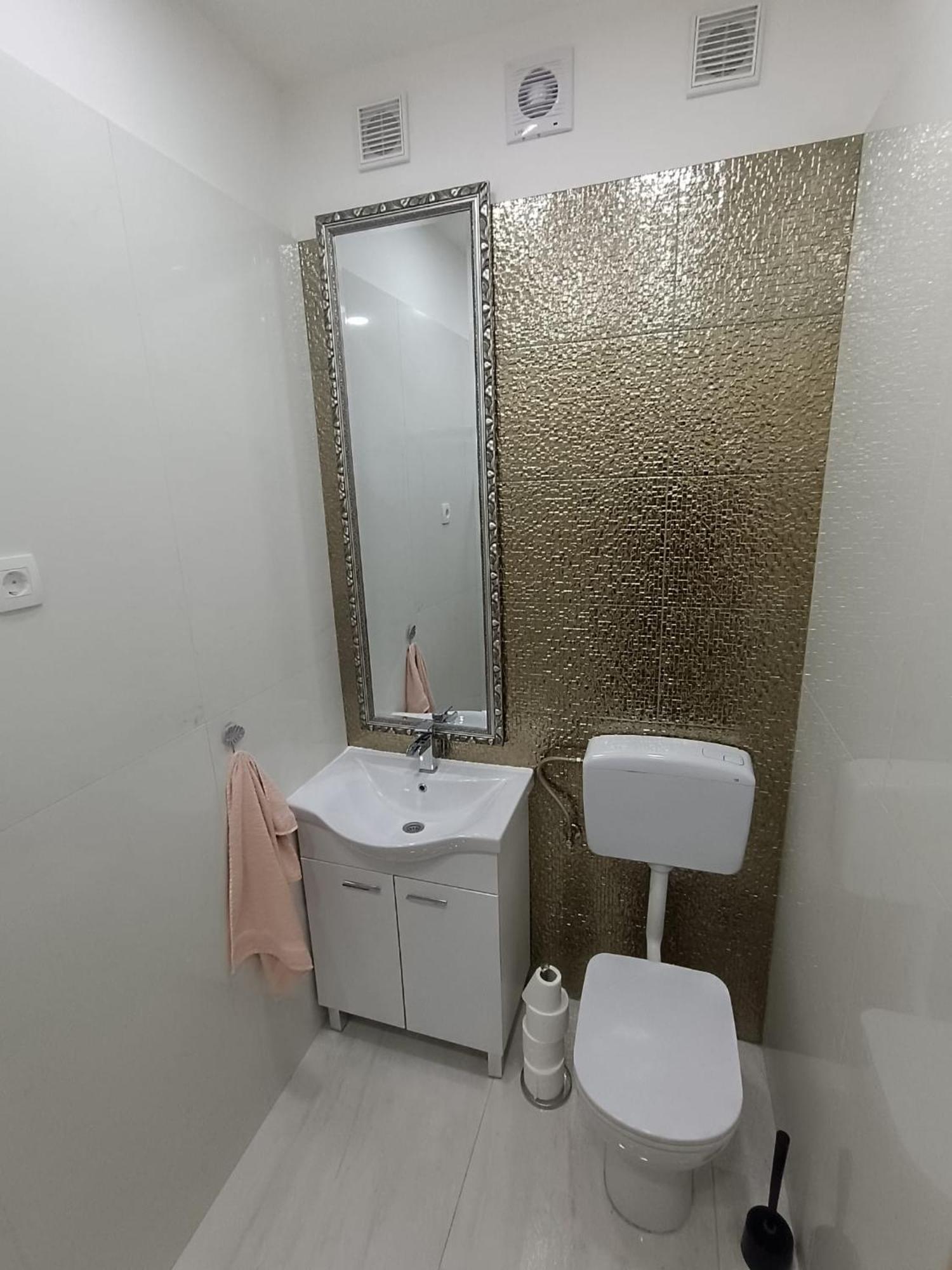 Apartmani Mira Задар Екстериор снимка